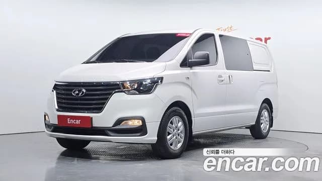 Hyundai The New Grand Starex 2020